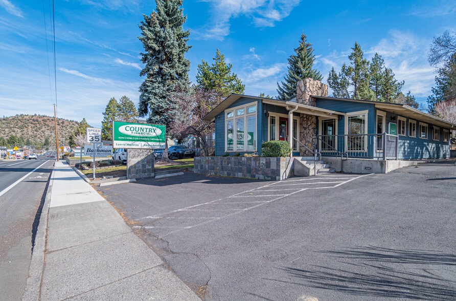 Primary Photo Of 525 NE Greenwood Ave, Bend Office For Sale