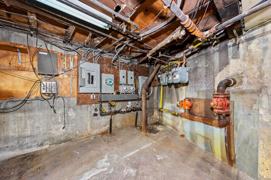 More Photos Of 76-14 Rockaway Blvd, Woodhaven Storefront Retail Residential For Sale