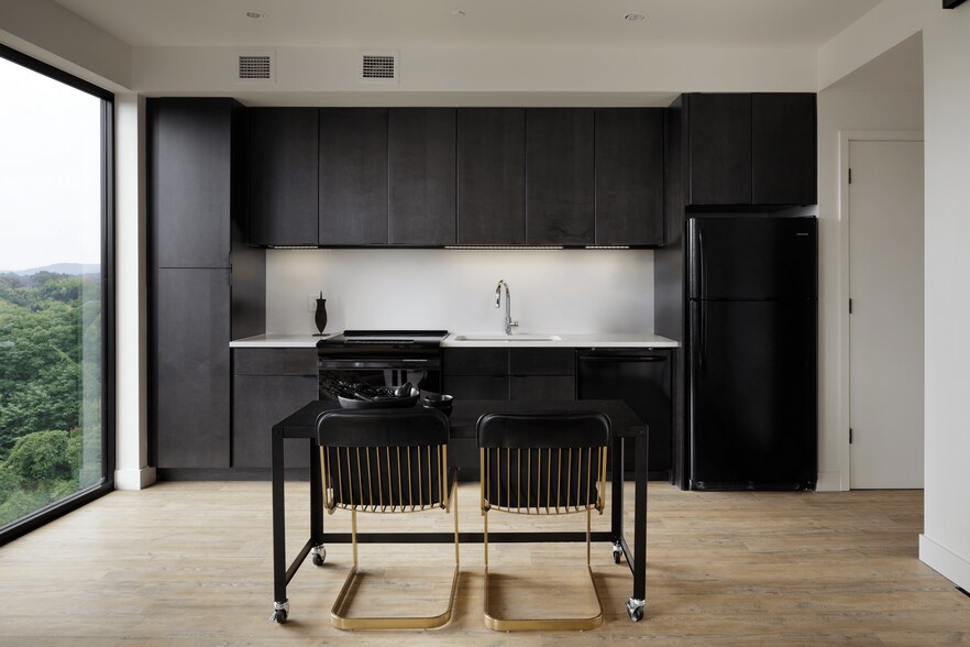 More Photos Of 600 W Main St, Charlottesville Apartments For Lease