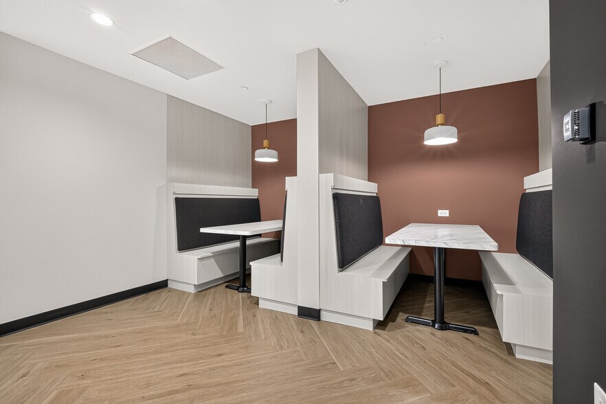 More Photos Of 9800 Richmond Ave, Houston Office For Lease