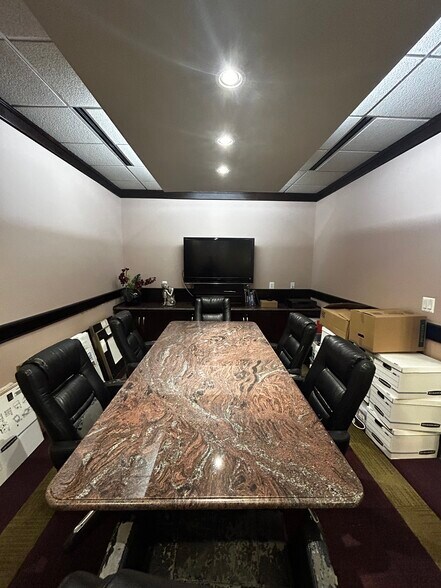 More Photos Of 10110 Molecular Dr, Rockville Medical For Sale