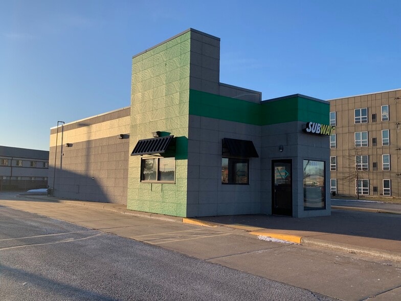 More Photos Of 2831 Hendrickson Dr, Eau Claire Fast Food For Sale