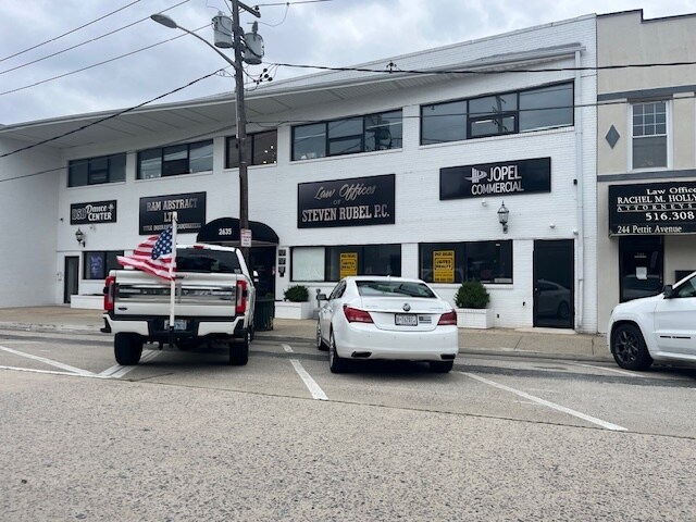 Primary Photo Of 2635 Pettit Ave, Bellmore Office For Lease