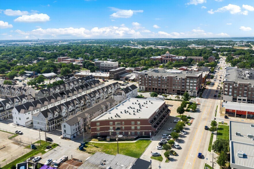 More Photos Of 251 S Mill St, Lewisville Apartments For Sale