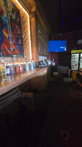 More Photos Of 4021 Acton Hwy, Granbury General Retail For Lease