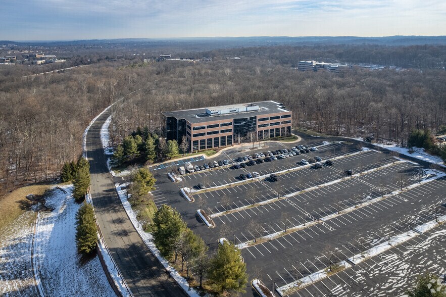 More Photos Of 120 Mountainview Blvd, Basking Ridge Office For Lease