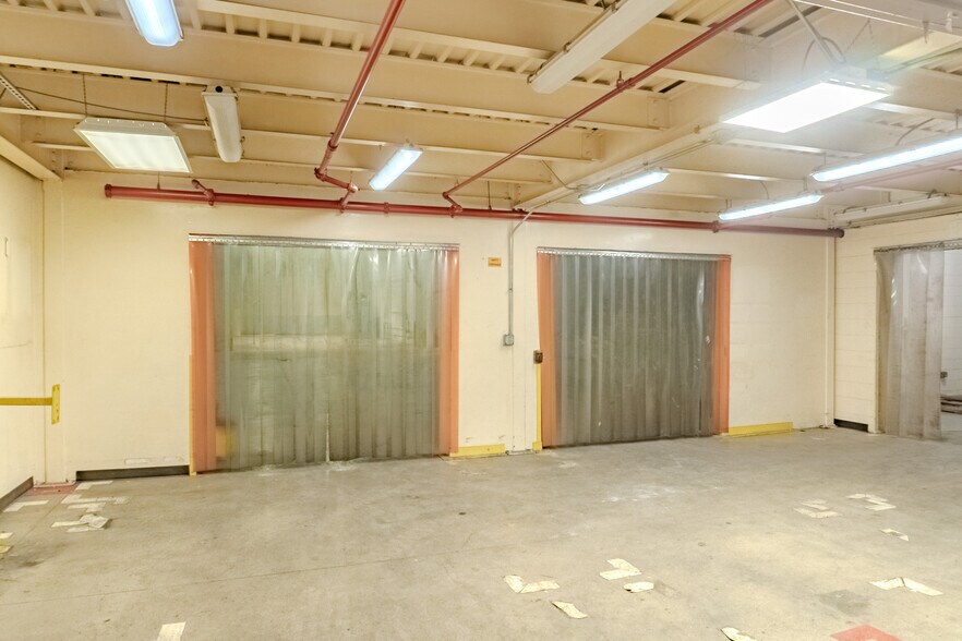 More Photos Of 4611 Wiseman Blvd, San Antonio Manufacturing For Sale