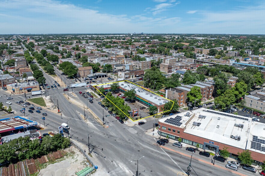 More Photos Of 3932-3956 W Cermak Rd, Chicago General Retail For Sale