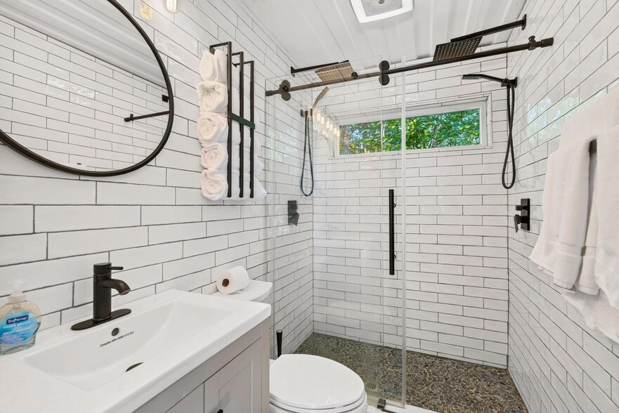 More Photos Of 21360 State Route 327, Laurelville Specialty For Sale