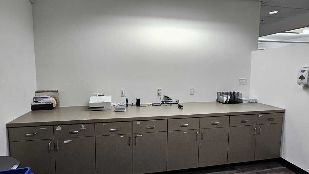 More Photos Of 14107 Winchester Blvd, Los Gatos Medical For Lease