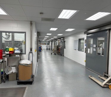 More Photos Of 14905 N 23rd Ave, Plymouth Manufacturing For Sale