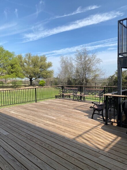 More Photos Of 3595 Highway 620 S, Austin Office For Lease