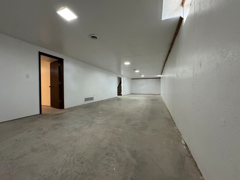 More Photos Of 914 N Burmac Rd, Burrton Land For Sale