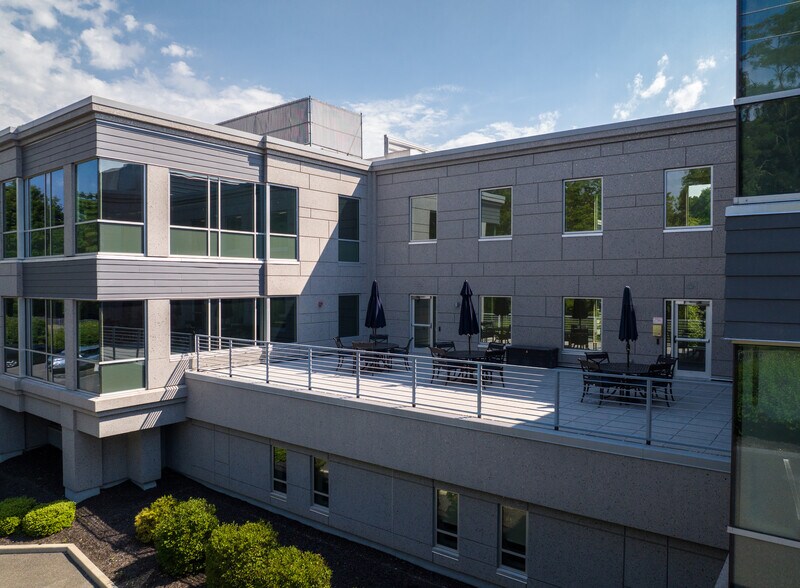 More Photos Of 249 Danbury Rd, Wilton Medical For Lease