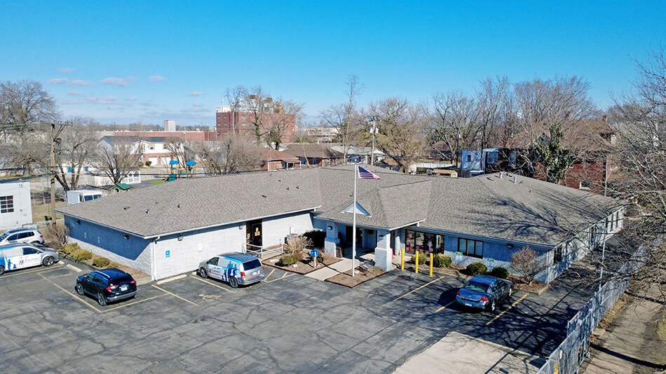 Primary Photo Of 1249 20th St, Granite City Daycare Center For Sale