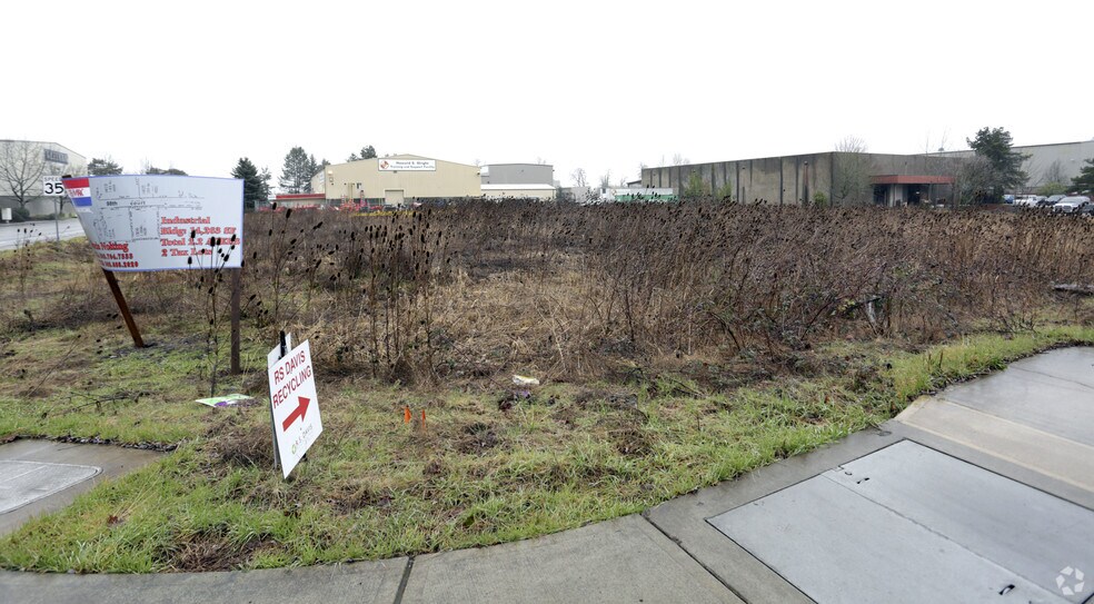 More Photos Of Lawnfield & 98th, Clackamas Land For Lease