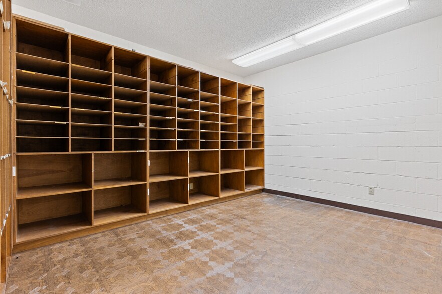 More Photos Of 915 Judson Rd, Longview Office Residential For Sale