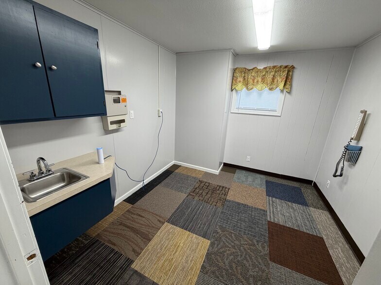 More Photos Of 1092 Harrison Ave, Elkins Medical For Sale