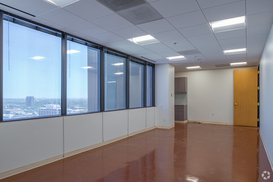 Photo of 15th Floor Ste 1500