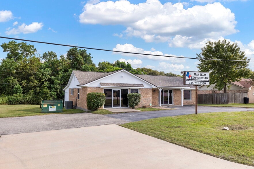 More Photos Of 10766 Fm 1097 Rd W, Willis Office Residential For Sale