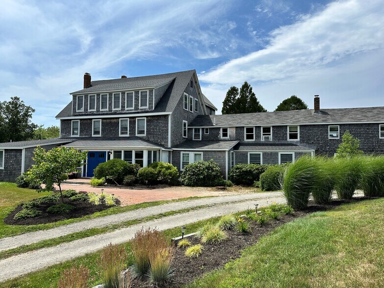 More Photos Of 3063 Bristol Rd, New Harbor Hospitality For Sale