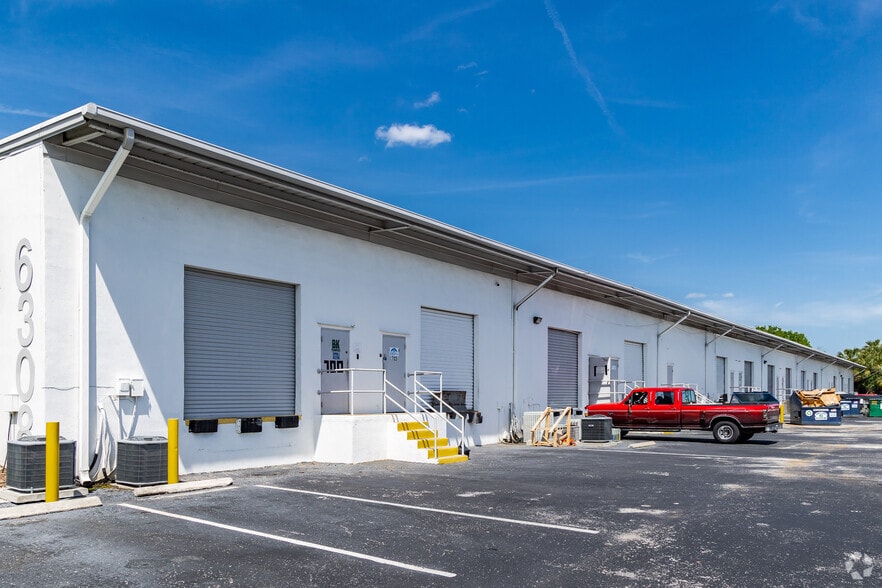 More Photos Of 6202 Benjamin Rd, Tampa Unknown For Lease