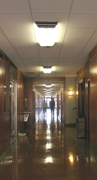 More Photos Of 8930 S Sepulveda Blvd, Los Angeles Medical For Lease