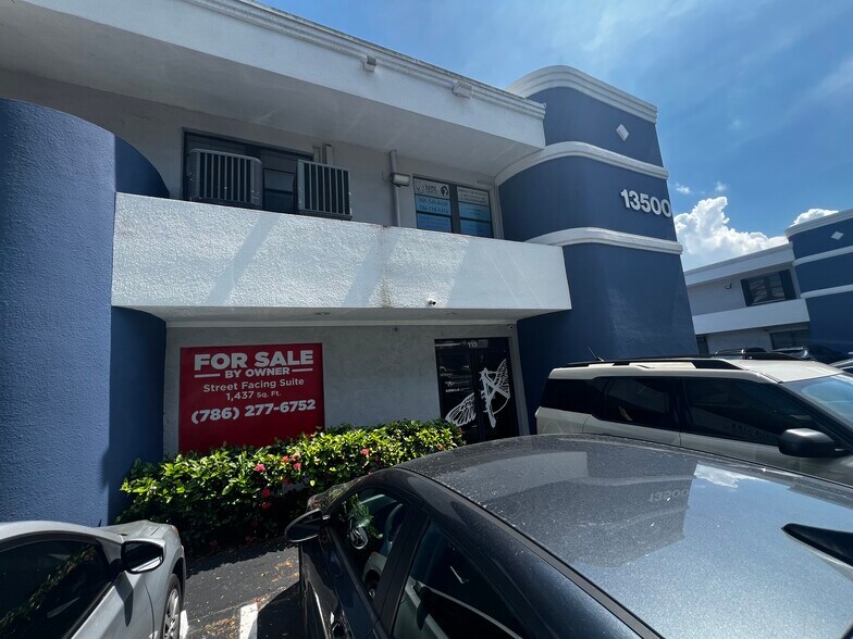More Photos Of 13500 SW 88th St, Miami Medical For Sale