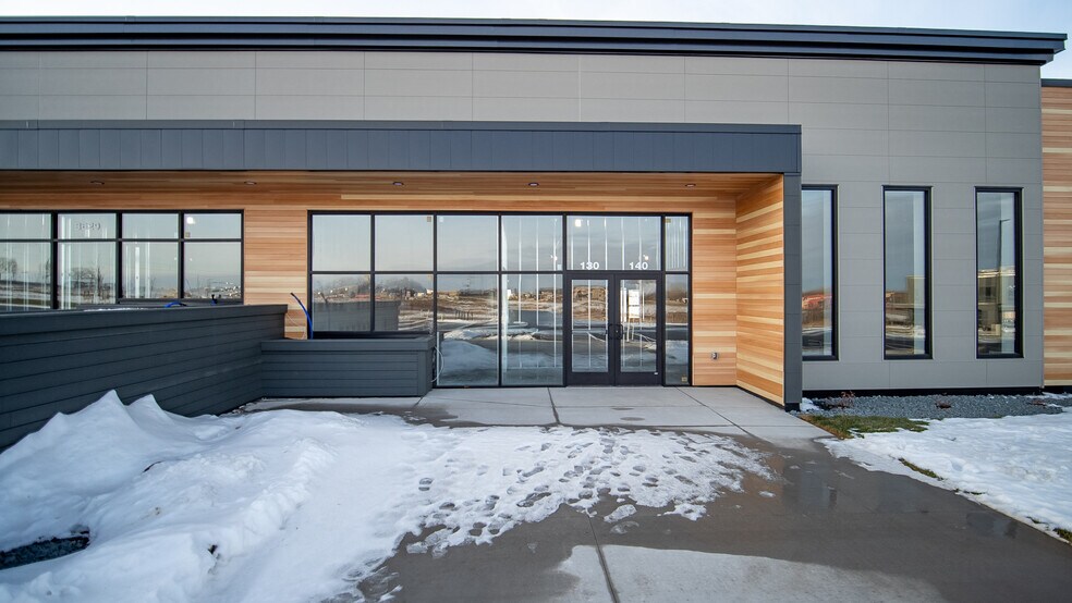 More Photos Of 3629 Sarah Pl NW, Rochester Storefront Retail Office For Lease