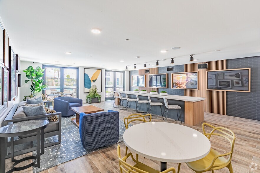 More Photos Of 1445 Town Center Dr, Chula Vista Apartments For Lease