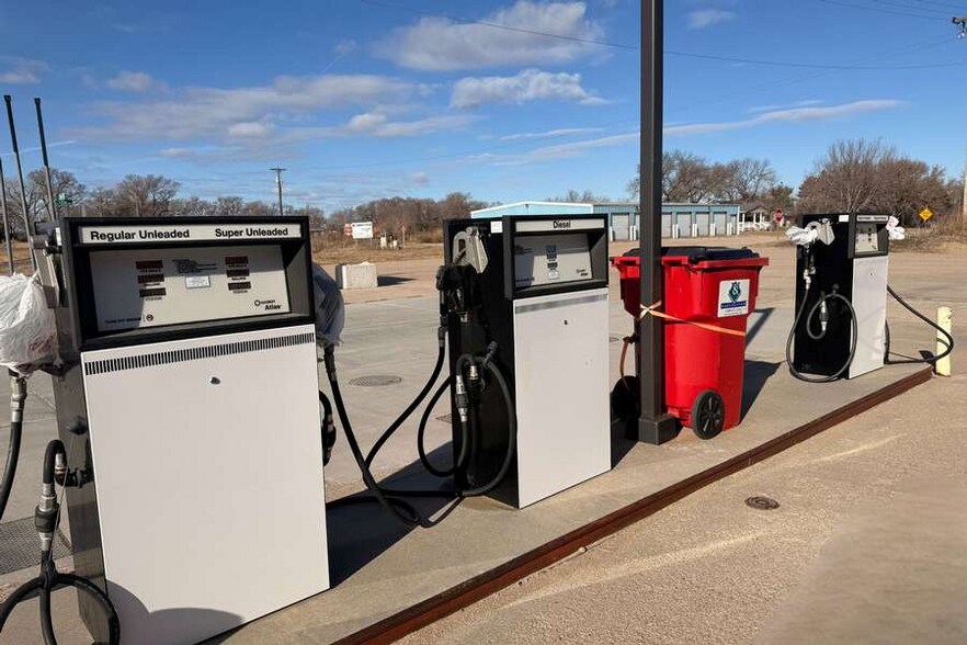 More Photos Of 220 N 13th Ave, Burwell Convenience Store For Sale