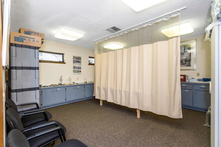 More Photos Of 701 N Hercules Ave, Clearwater Medical For Sale