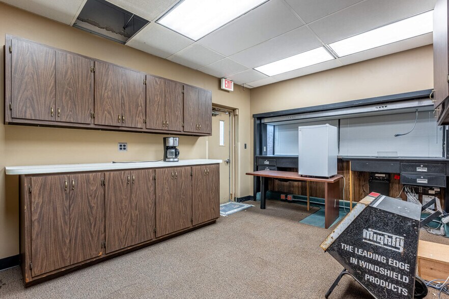 More Photos Of 125 W Spring St, Saint Marys Bank For Sale