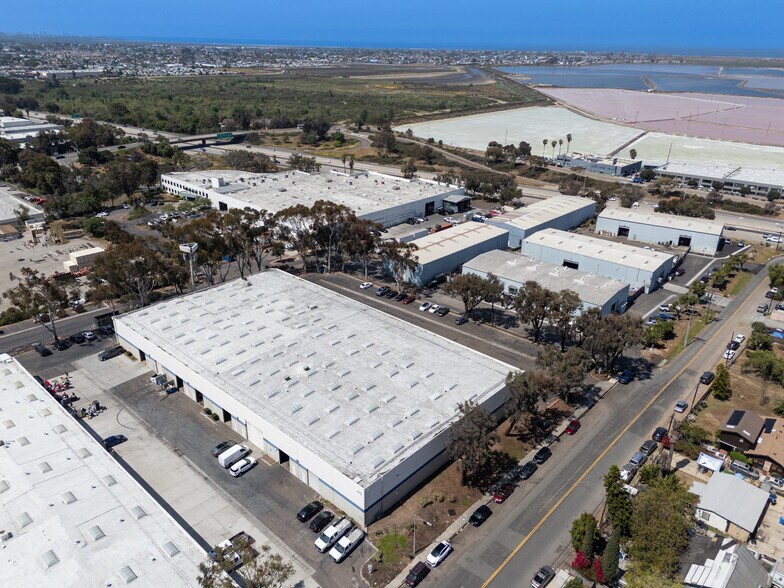 More Photos Of 775 Anita St, Chula Vista Distribution For Lease