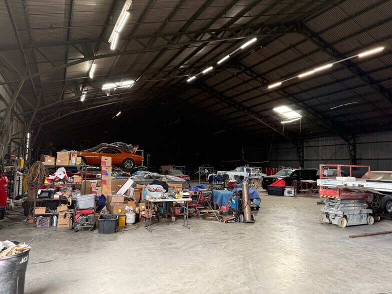 More Photos Of 1107-1111 Gibson Rd, Woodland Warehouse For Sale