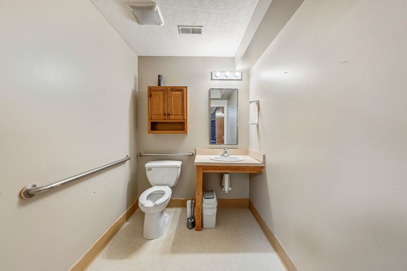 More Photos Of 80 Miller St, Centerburg Congregate Senior Housing For Sale