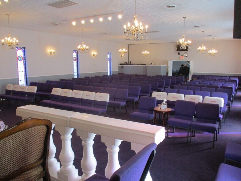 More Photos Of 1344 N 9th St, Griffin Religious Facility For Sale
