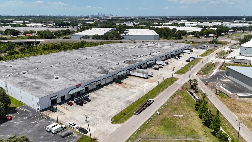 More Photos Of 1201 Old Hopewell Rd, Tampa Warehouse For Lease