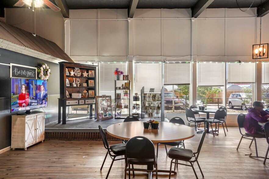 More Photos Of 3815 State Highway 119, Longmont Hotel For Sale
