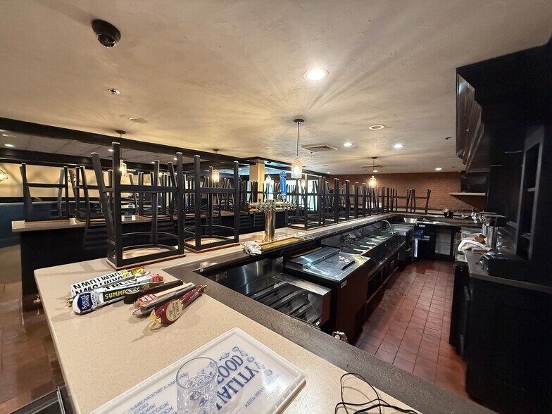 More Photos Of 249 Main St, Rutland Apartments For Lease