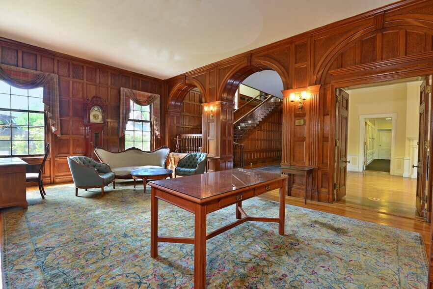 More Photos Of 1265 Asylum Ave, Hartford Lodge Meeting Hall For Lease