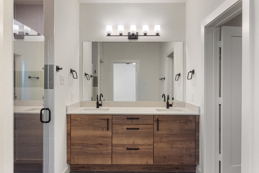 More Photos Of , Dayton Multifamily For Sale