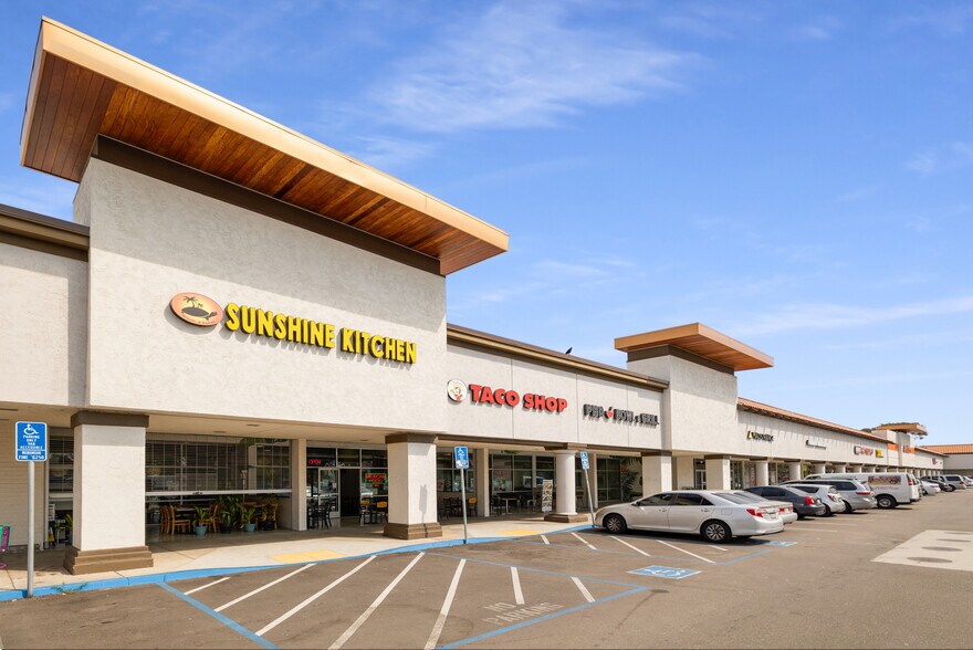 More Photos Of 1006-1036 Mission Ave, Oceanside Unknown For Lease