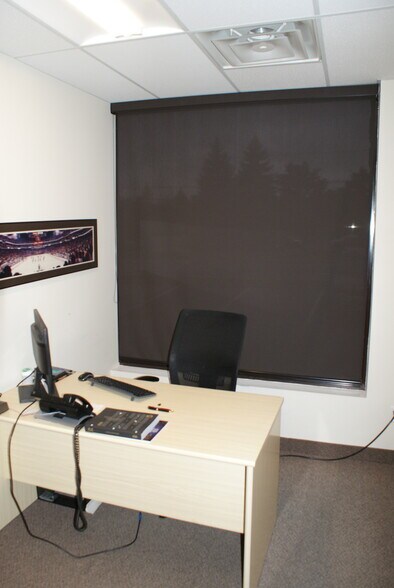 More Photos Of 500 Wentworth St, Oshawa Flex For Sale