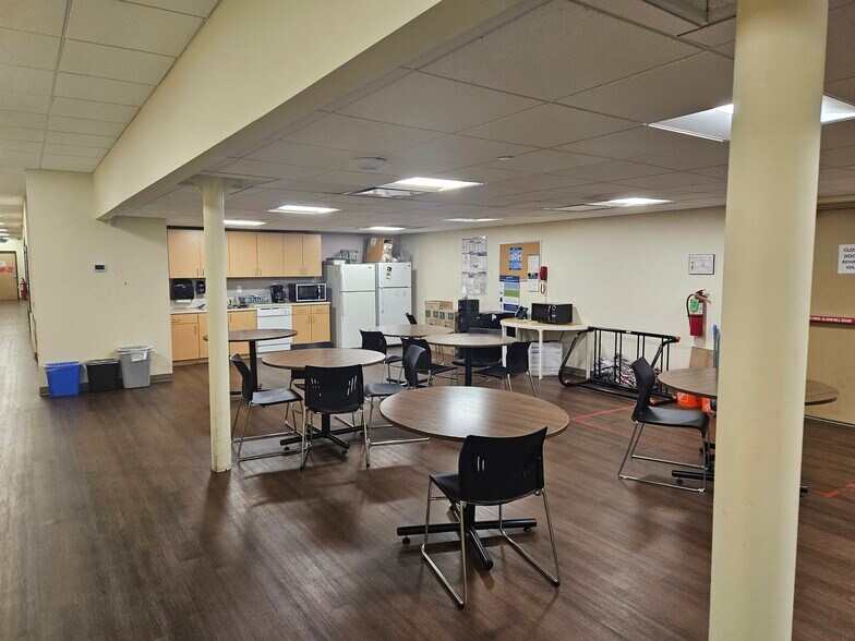 More Photos Of 10690 Del Mar Pky, Aurora Unknown For Lease