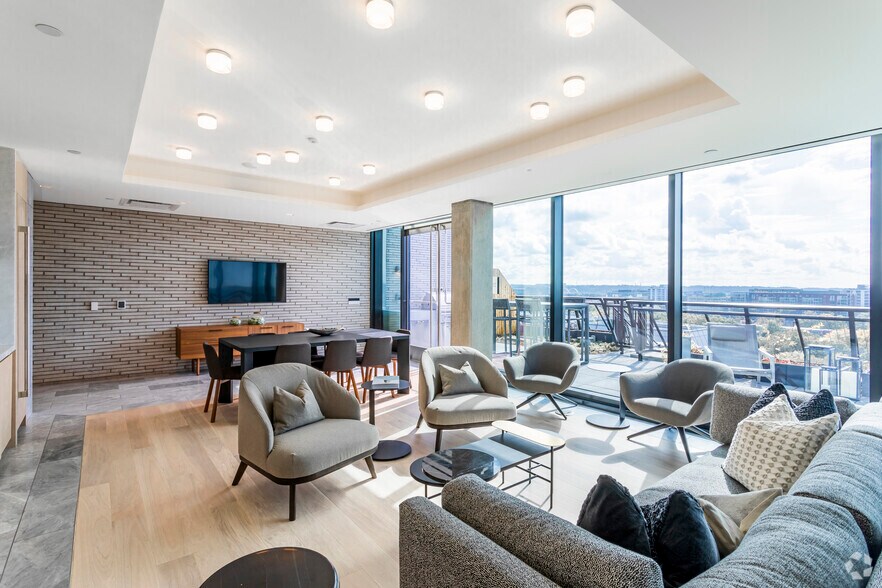 More Photos Of 555 E St SW, Washington Apartments For Lease