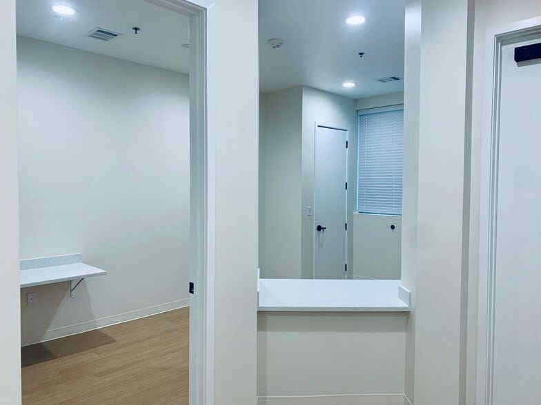 More Photos Of 1400 N Coit Rd, McKinney Medical For Lease
