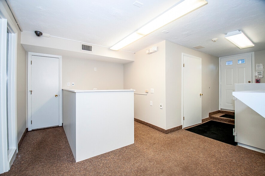 More Photos Of 4 Davis Ct, Brookline Loft Creative Space For Lease