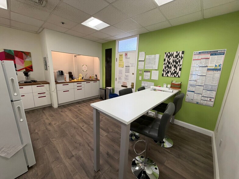 More Photos Of 10 High St, Medford Office For Lease