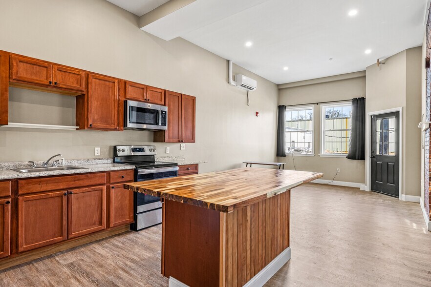 More Photos Of 8 Depot St, Pittsfield Apartments For Sale